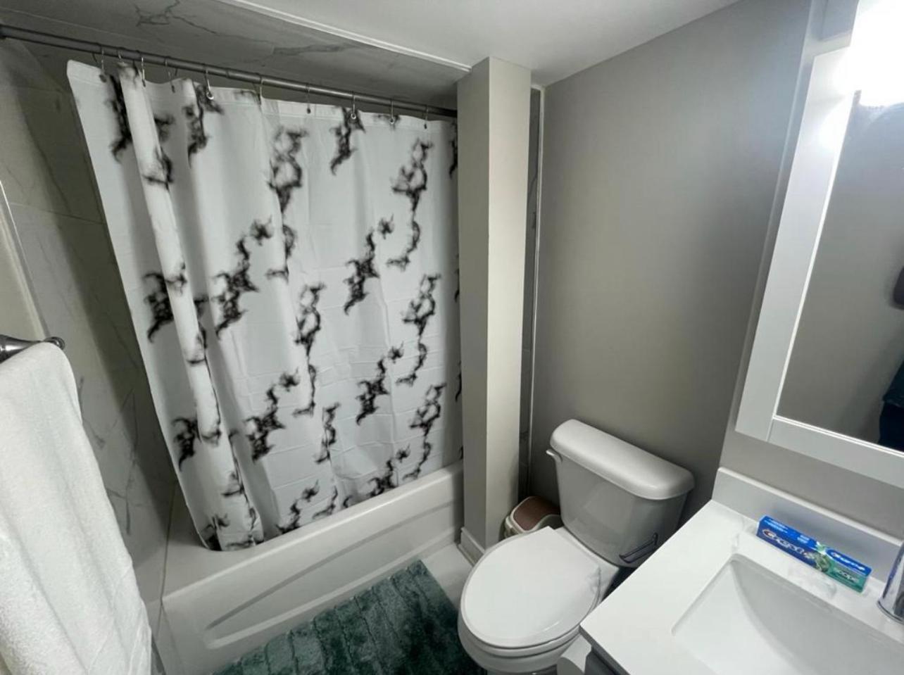 Likehome Whitby Esterno foto